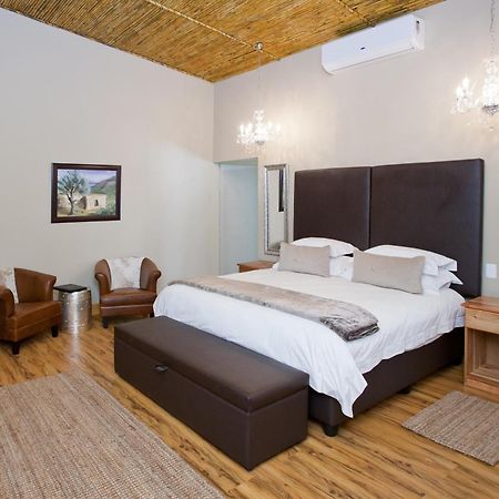 オーツホーン Surval Boutique Olive Estateヴィラ 部屋 写真